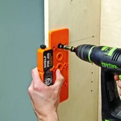 Rockler Bench Dog® 1/4'' Shelf Pin Jig -Carpentry Shop 46350 04 1000