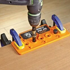 Rockler Bench Dog® 1/4'' Shelf Pin Jig -Carpentry Shop 46350 05 1000 1