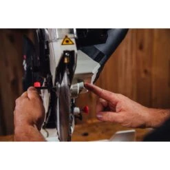 Jet 10'' Dual-Bevel Sliding Compound Miter Saw -Carpentry Shop 61690 014 1000