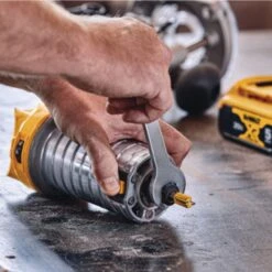 DeWalt 20V MAX* XR Cordless/Brushless Compact Router, Bare Tool 15 DeWalt 20V MAX* XR Cordless/Brushless Compact Router, Bare Tool -Carpentry Shop 64249 07 1000