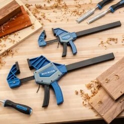 Rockler 6'' Heavy-Duty Spring-Loaded Bar Clamp 21 Rockler 6'' Heavy-Duty Spring-Loaded Bar Clamp -Carpentry Shop 68289 07 1000