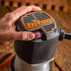 Triton 3.25HP Router Motor Plus Fixed Base 24 Triton 3.25HP Router Motor Plus Fixed Base -Carpentry Shop 68606 07 1000 1