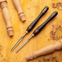 Crown Tools M42 Cryogenic Razor Edge Spindle Gouges -Carpentry Shop 75769 04 1000 1