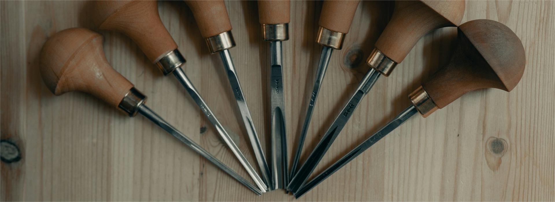 Carpentry Shop -Carpentry Shop clay banks PHO ilA8dGg unsplash